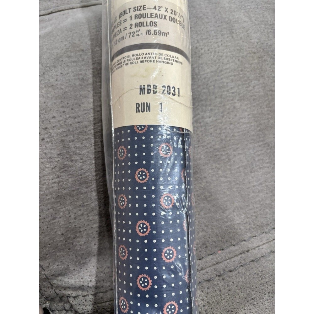NOS C&A Wallpaper MBB 2031 Run 1 Blue Medallion Sealed VTG — Matching Bolt